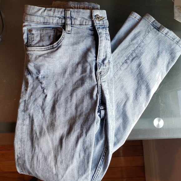 Acid Wash Distressed H&M Skinny Jeans - Picture 2 of 6